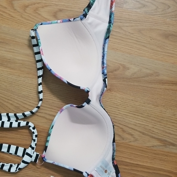 SHADE & Shore Bikini Top Padded Underwire Floral Size 34B - Picture 9 of 9